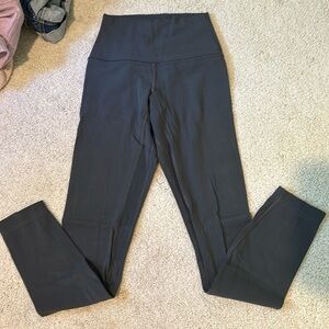 Cropped Lulu lemon leggings